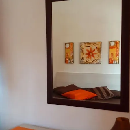 Casina Di Silvana Con Parcheggio Apartment