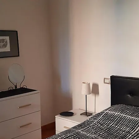 Casina Di Silvana Con Parcheggio